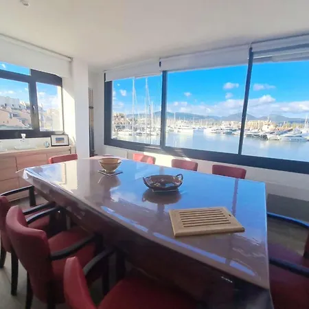 Marcange - Appt Vue Imprenable Sur Le Port Et La Appartement