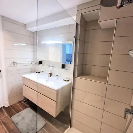 Appartement Marcange - Appt Vue Imprenable Sur Le Port Et La Cogolin